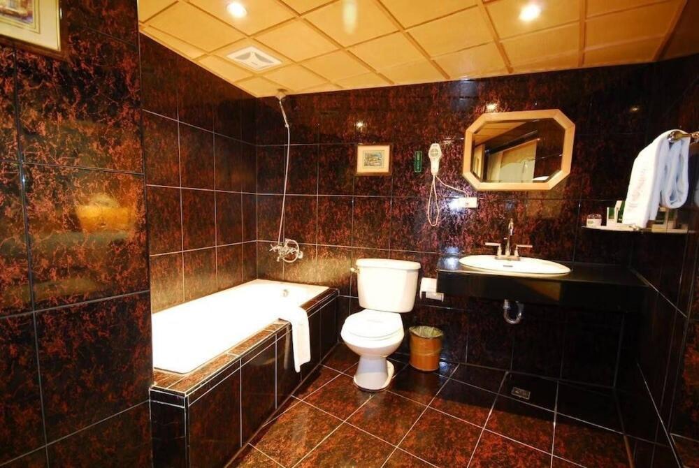 Karo Hotel Гаосюн Экстерьер фото